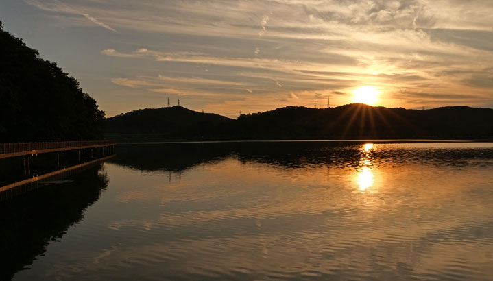 반월호수 이미지